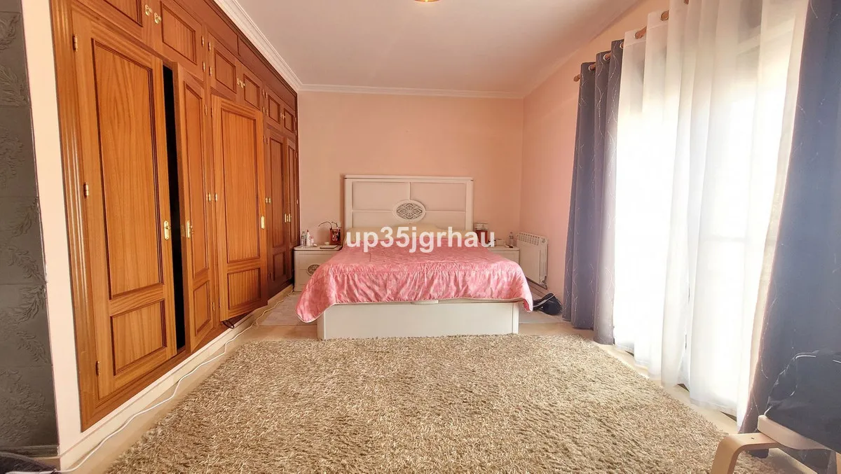 f9238fad-ae00-46e4-b719-ff67c5f4bff4