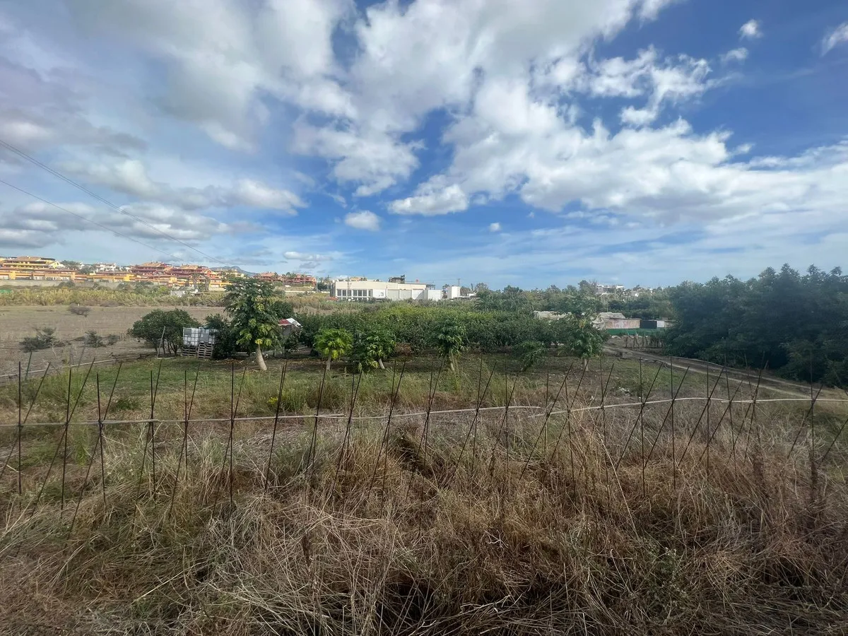 48720653-c50e-4da8-8d0c-ef5ff8da3088