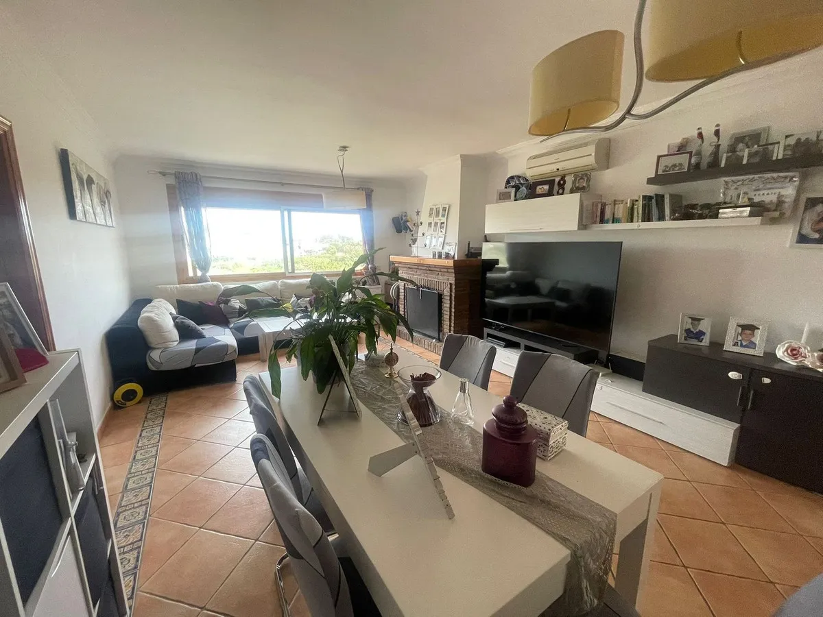 e5bc154b-52f8-4bc6-b71e-bd77c6da4243