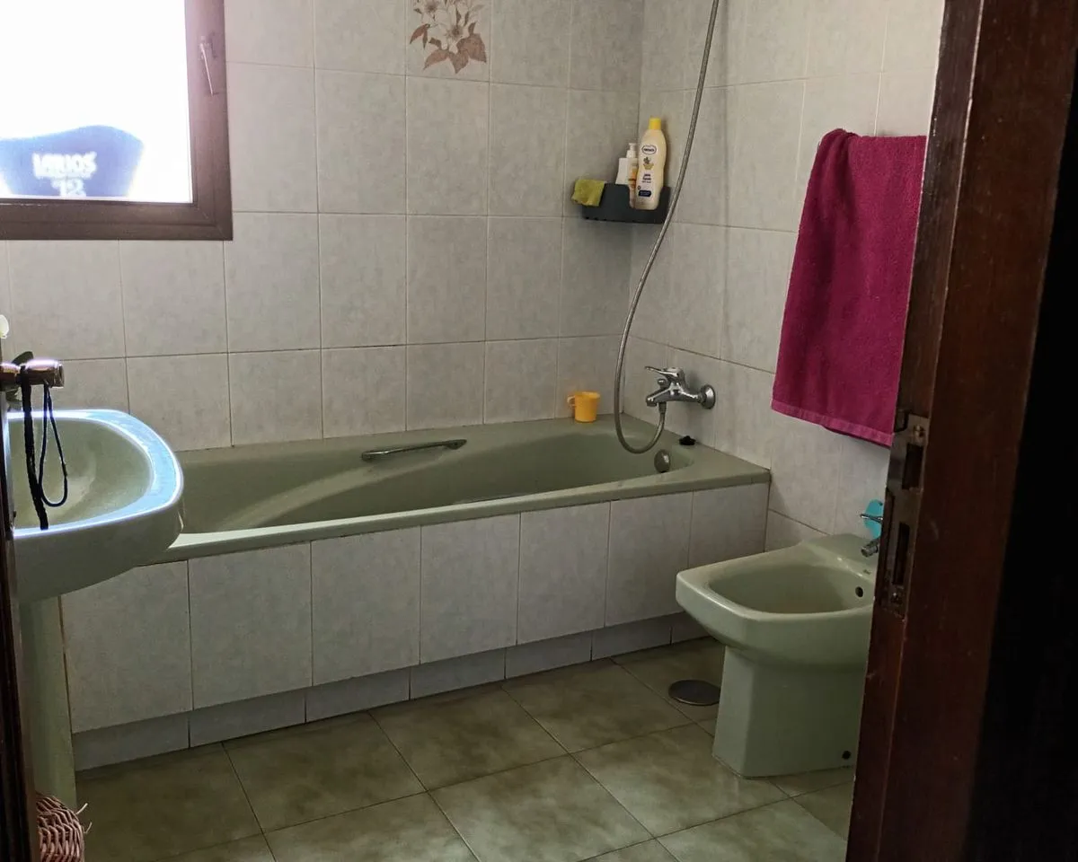 ee9ee370-8604-427d-9e8d-2f6670420ecb