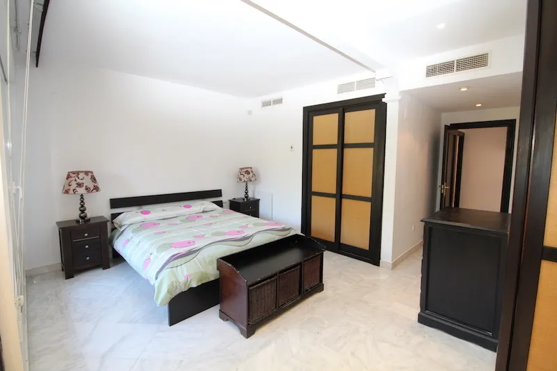 9ee34742-a518-4553-84da-32219b6d851d