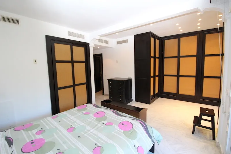 ed7dda11-9f06-4fe7-9db7-6010befa4554