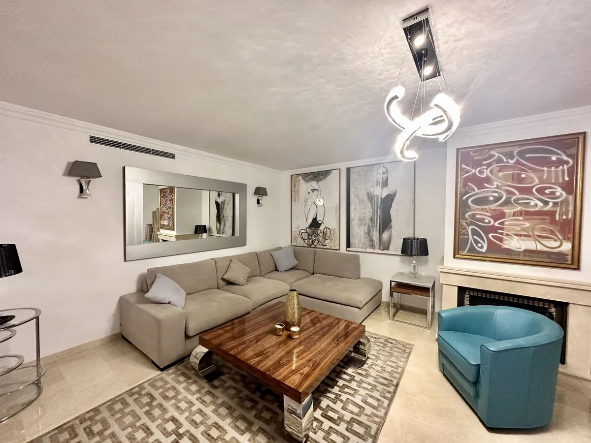 1369b787-e8f6-4843-b996-fb78a9a318bf