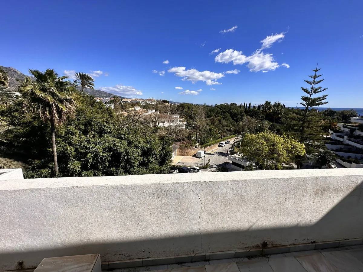 5f48bee8-2c6a-4601-a5ad-2eac6dbc8b31