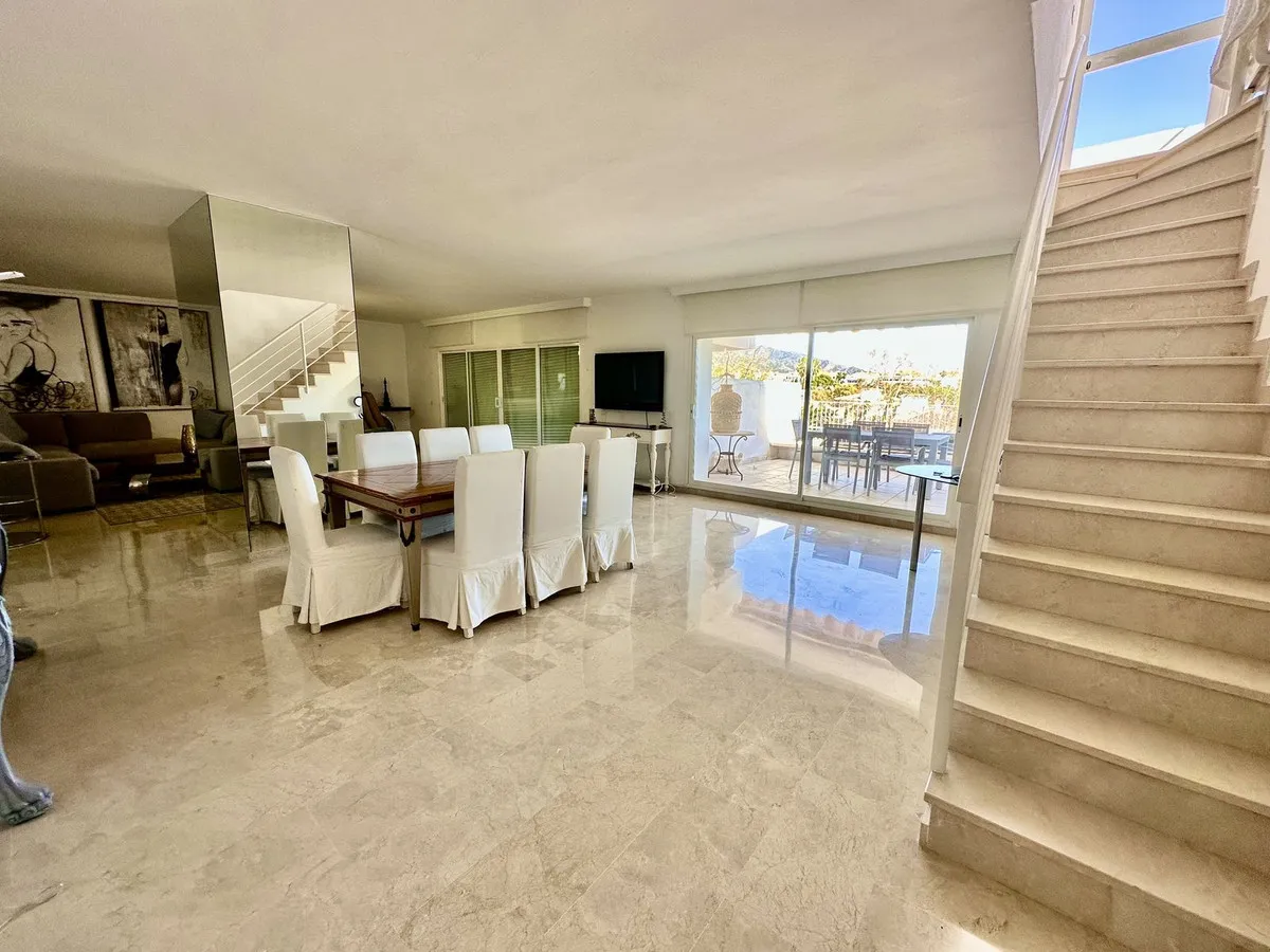 ec63a346-500d-435b-aaf6-3927cf03c9b6