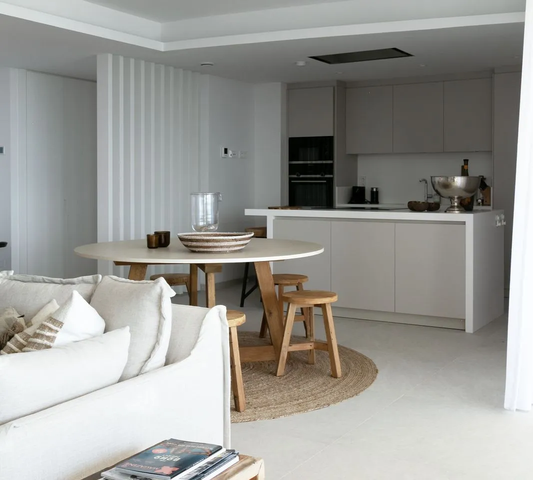 213f516b-39d2-4a82-93bf-bf4af66bb592