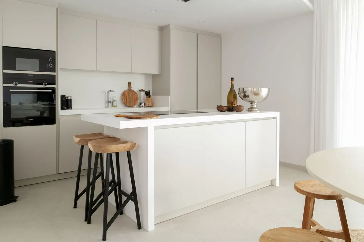 880ae9f9-ee95-4662-a7ef-b1b7ac7a82c6