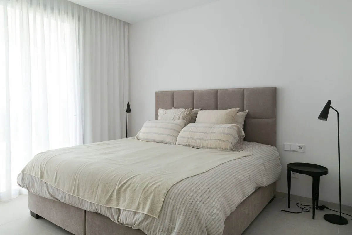 90c780c0-e608-456a-b814-7b14a1163423