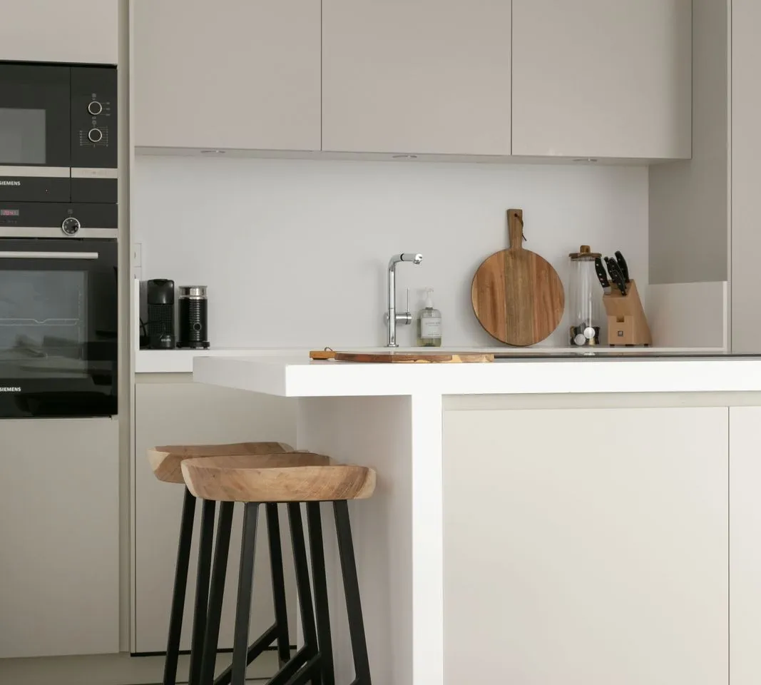 98dc8787-fea1-4d64-886a-5937540971c3