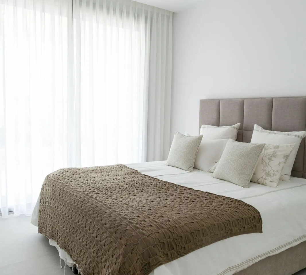 dac06930-6a29-4adc-bf84-9d3e5d718883