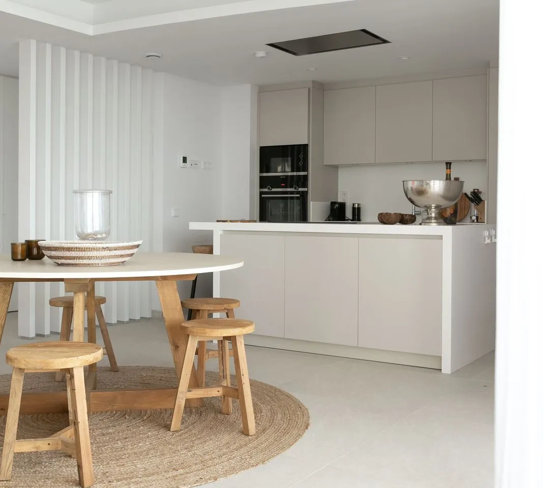 dd95e767-7c2e-42dd-80b9-3636b8cd0ee8