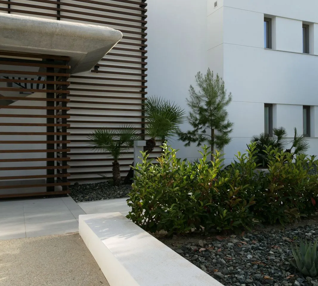 e9bb9dc0-27c4-419f-9de9-2edfe9064057