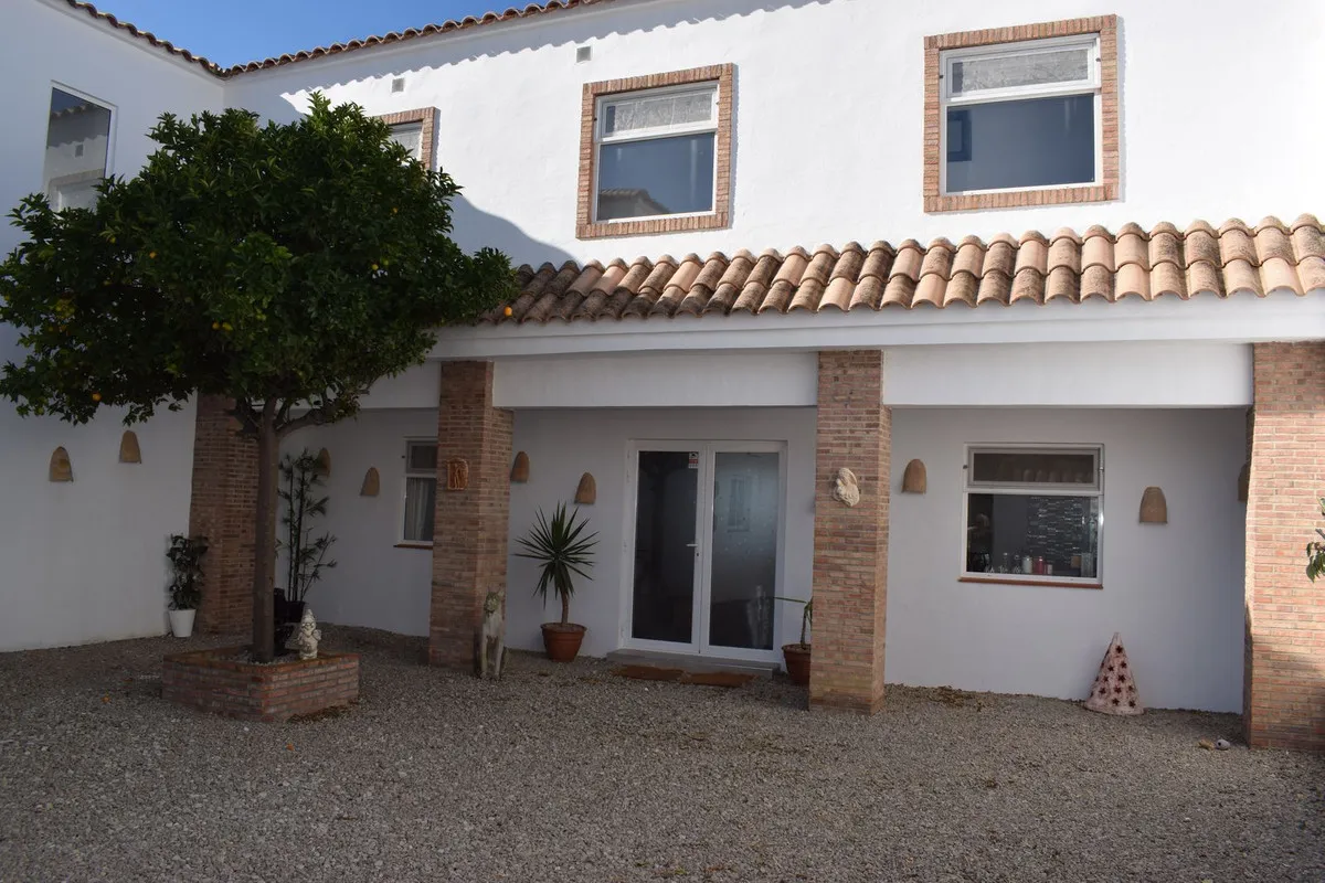 199d06f7-75b8-4b09-beab-344f8c9b89b8