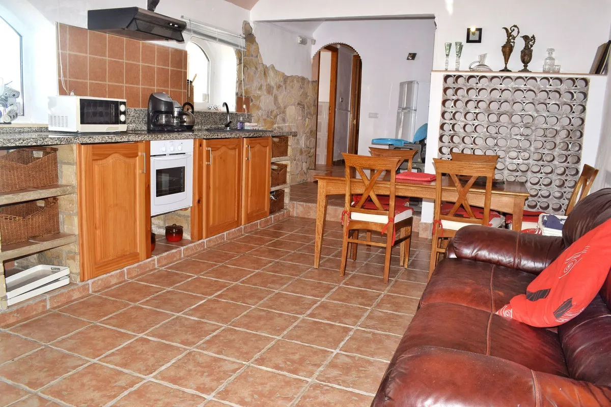 50042796-30f6-4323-b809-0024d5714dbe