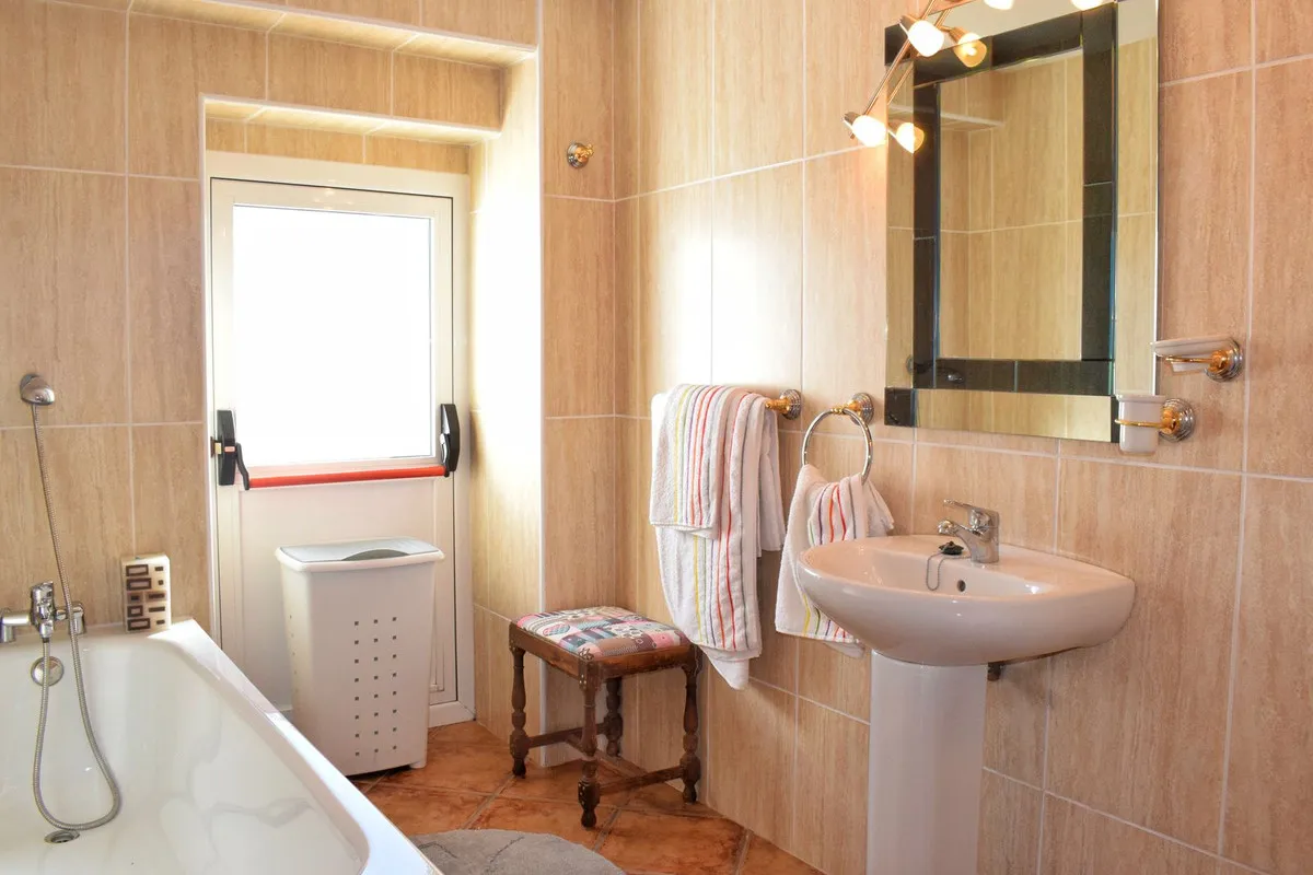 562741af-b30f-439a-a37d-a417cd7df737