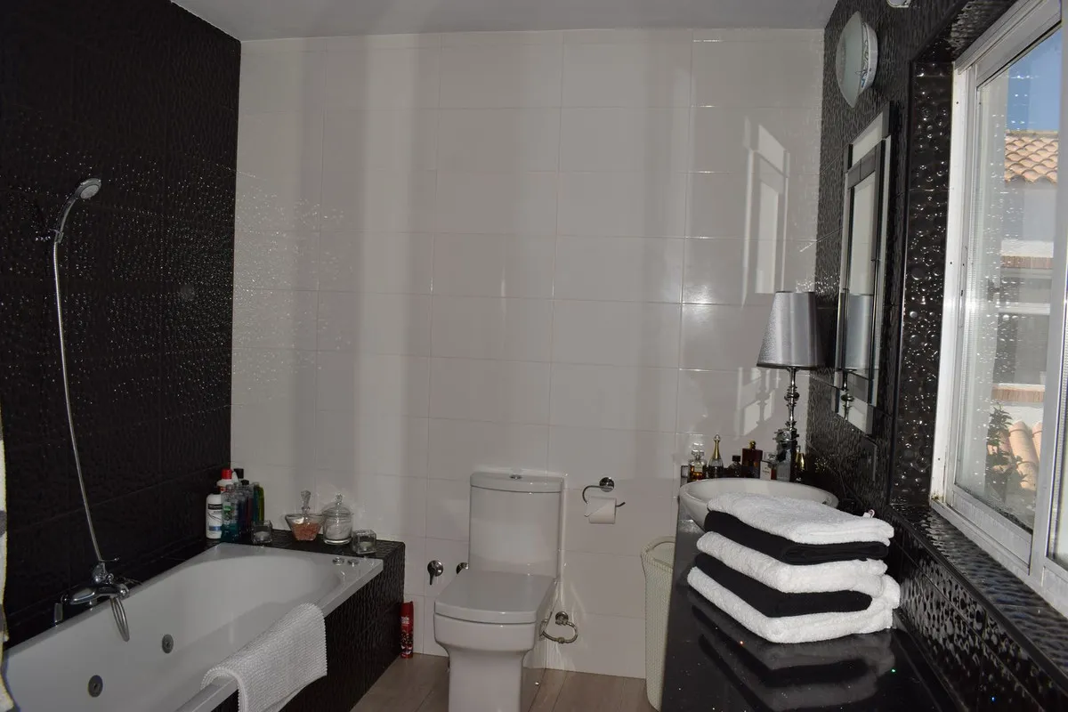 6208a1f7-2b1a-40ce-9597-0def2f515206