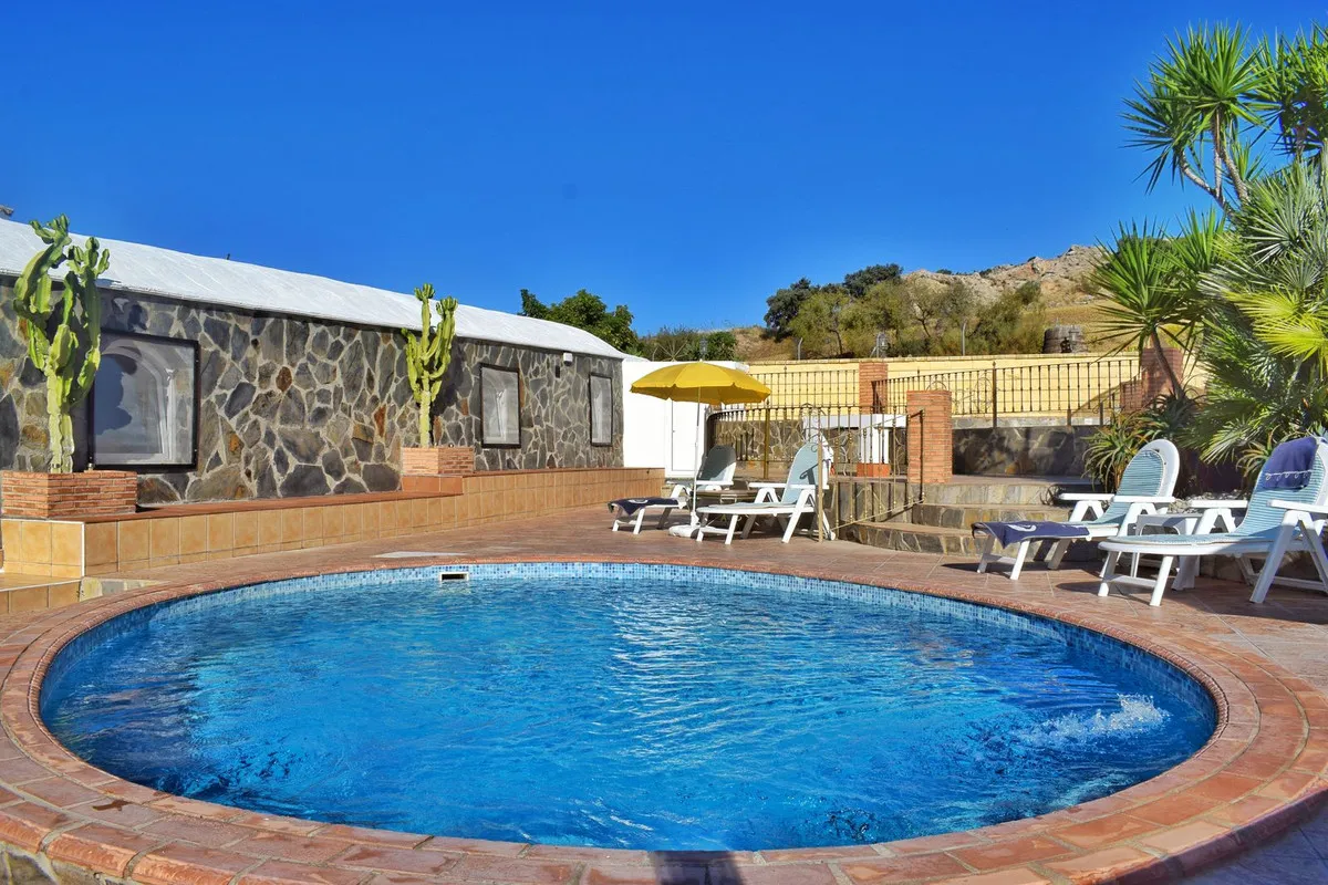 67467728-d3b9-4f04-a2ca-ecaeb304ed93