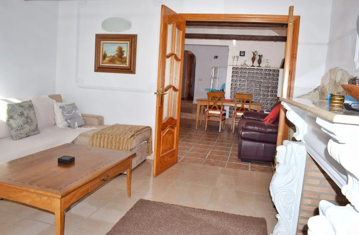 78c89a8c-a00f-4d75-a513-ea260e0a3537