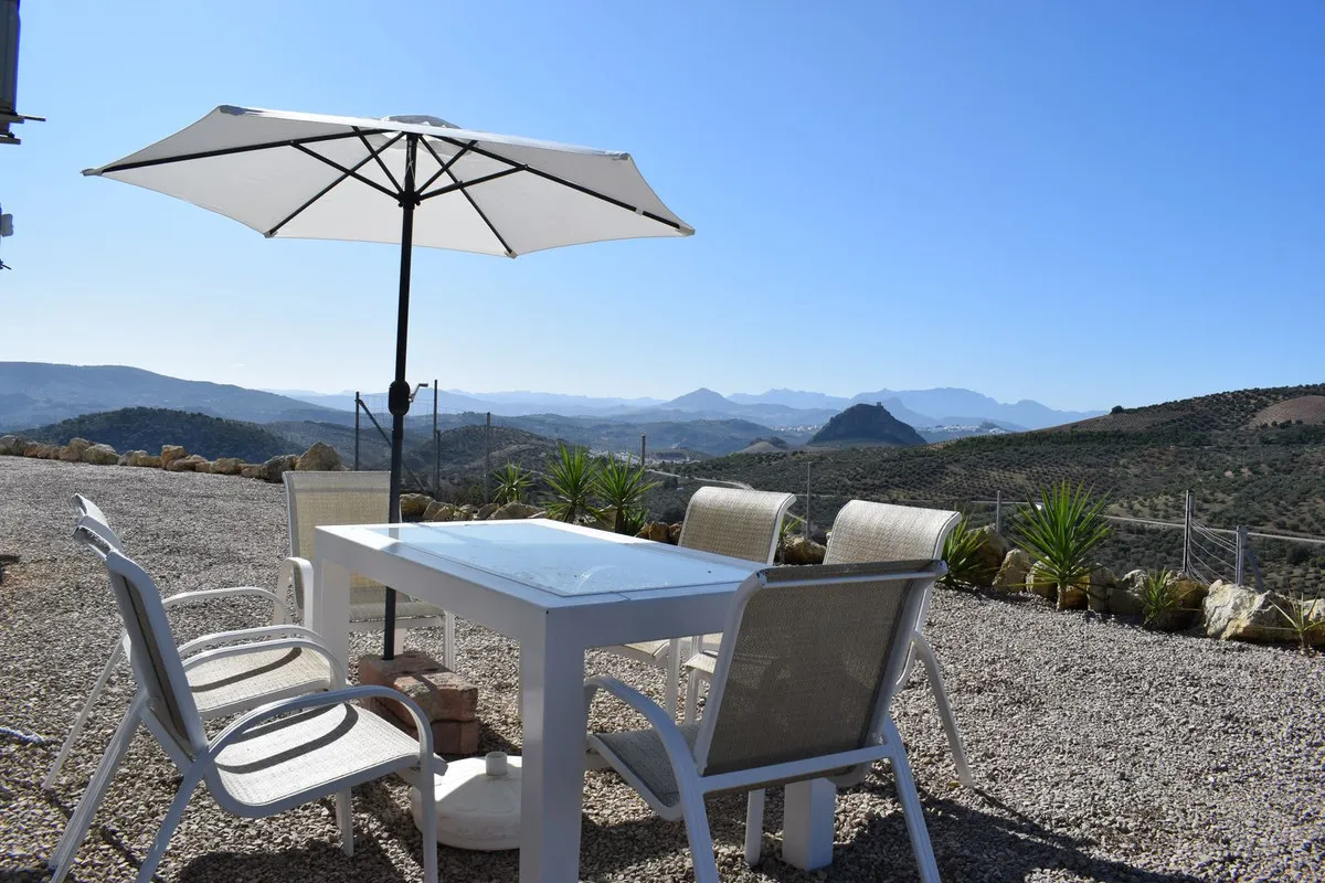 8e5fffd8-1304-409c-a4cf-d0b05f510772