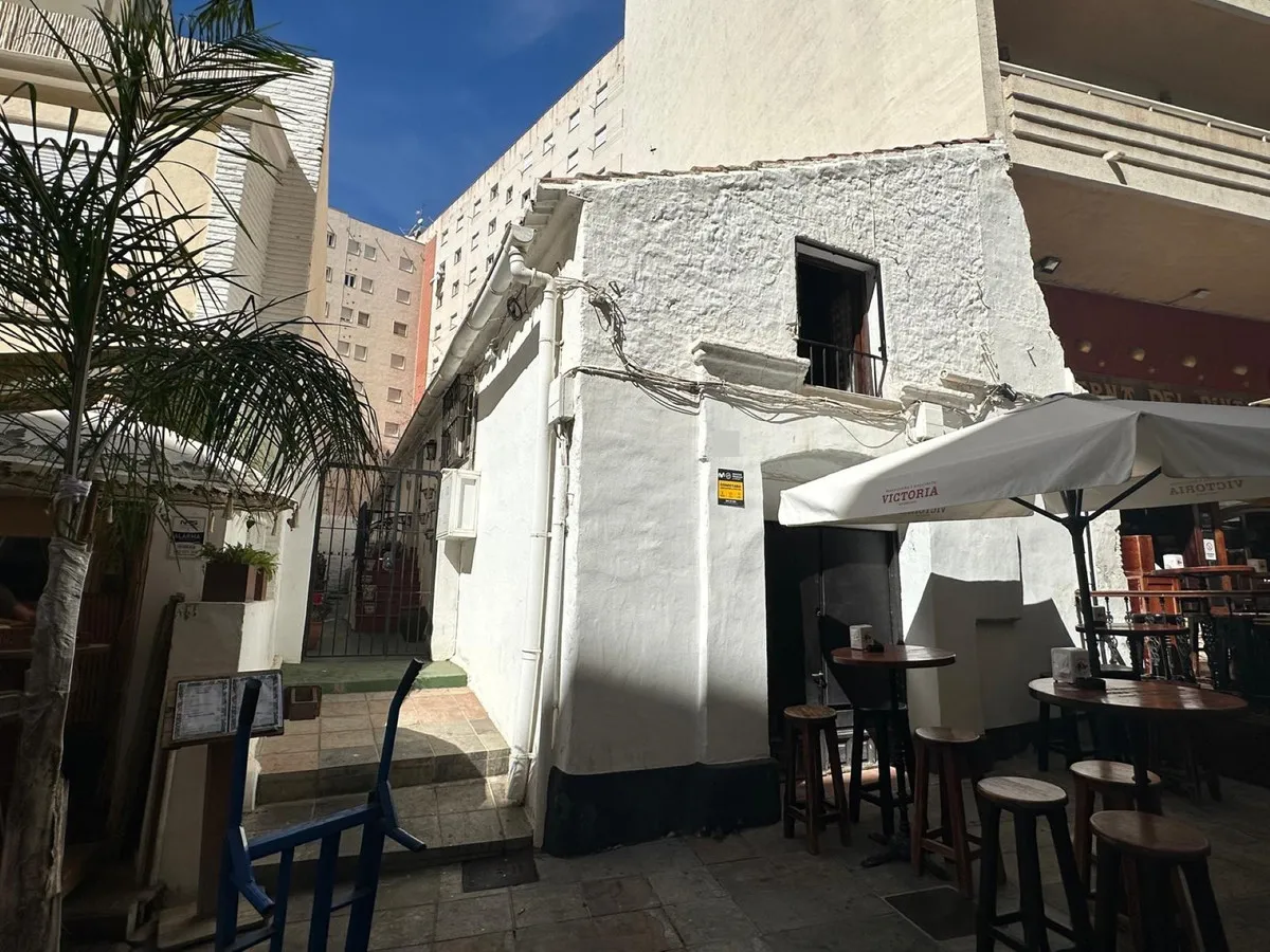 e03027fa-03f1-46ec-a531-7b3fad04b2d0