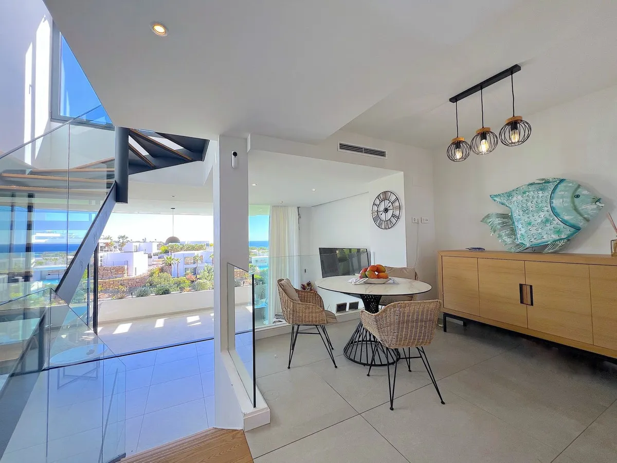 8a9c1b51-9671-4299-8854-dd3b8a22b1df