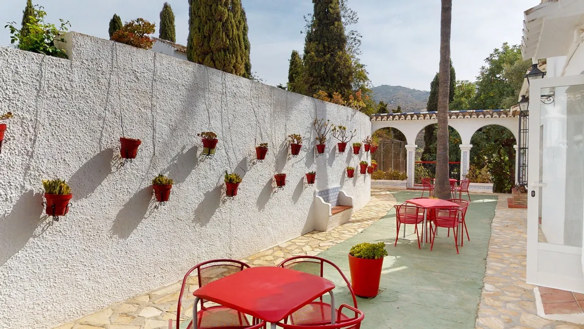 9c4ce691-891a-448e-866b-0217e046783a