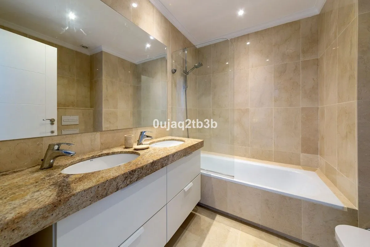 4be1da71-1f38-47f3-8183-a7845297d054