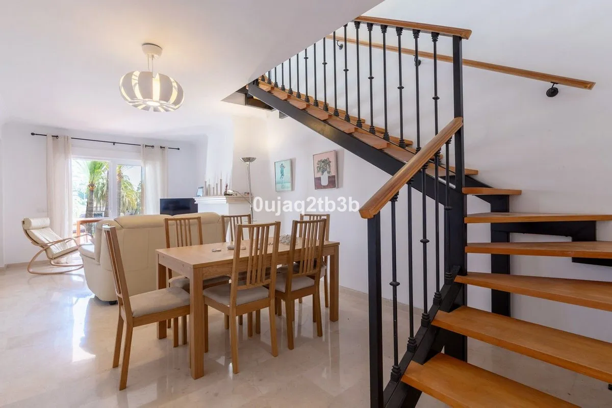 a8af2df6-2420-40df-b3c7-d8611aad2eb3