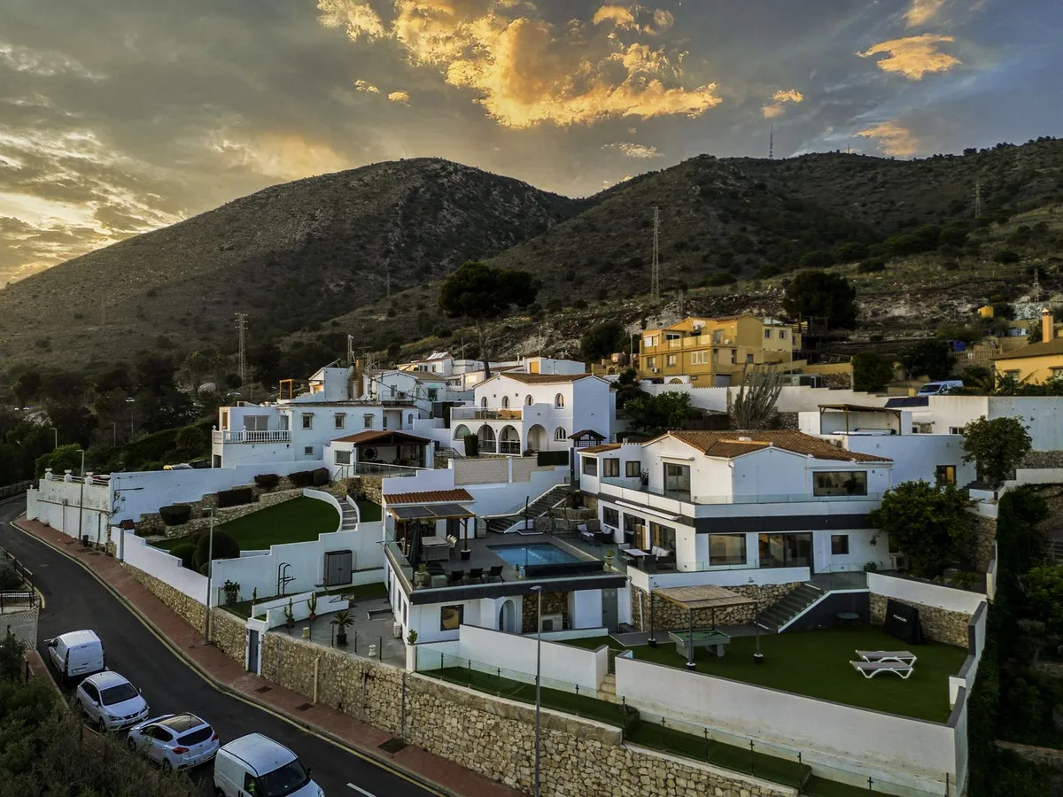 18bb2c5e-6151-4f1f-820f-fe969f50c45f