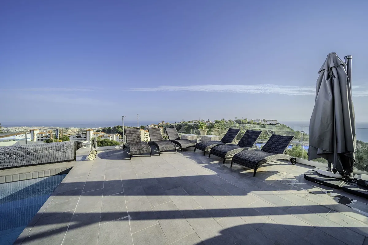 cecf3cfd-1736-430e-aad6-2a5f4f7468cf