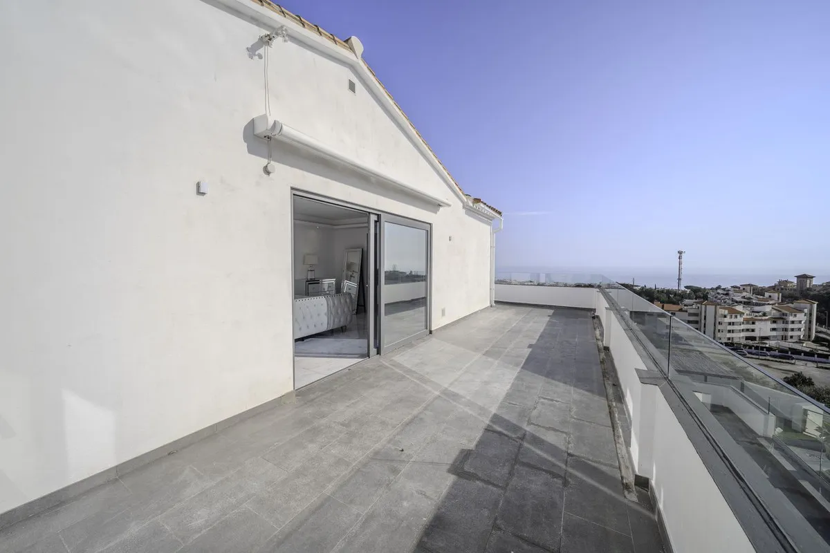 e20f43a3-4f9e-47f4-b0c9-fcaa02575981