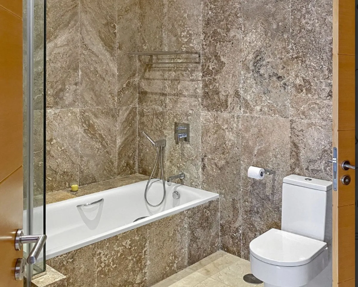 00c33cee-78ed-42ea-9e25-37102ac9f84d