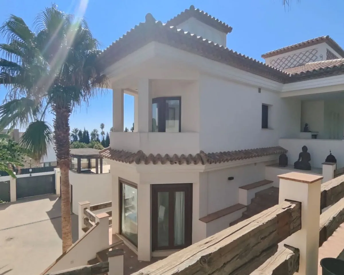 5f31e462-b2bb-4b95-a710-06c09b2dce23