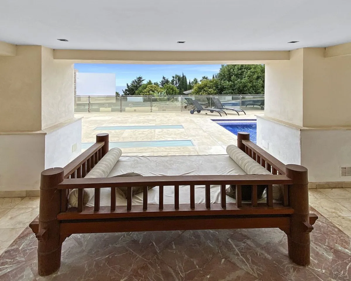 e30c72e4-1d33-4d05-883d-f22c77d12a6c