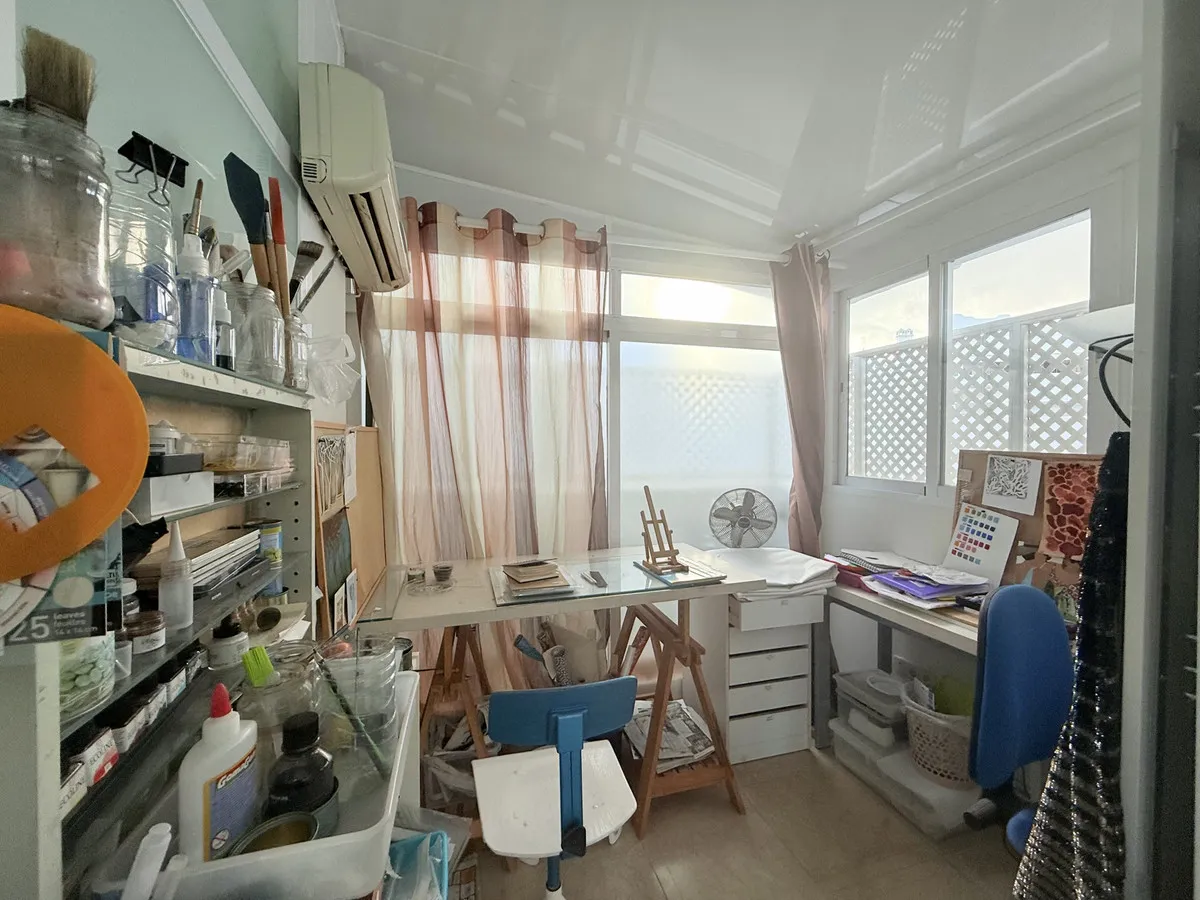 39545f51-2608-47d3-8854-72c971766f1d