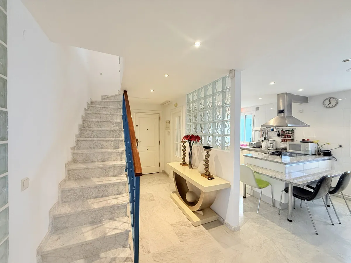 679aa7bf-547a-4336-838d-952fa8c6b52c