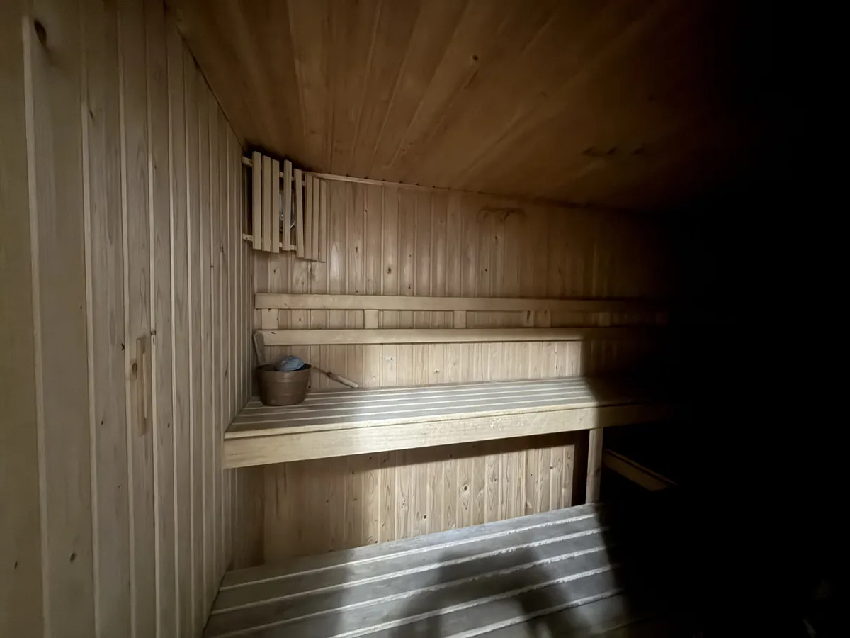 b4a5fbbd-bc4b-46d5-96d5-abd7f07bc4cb