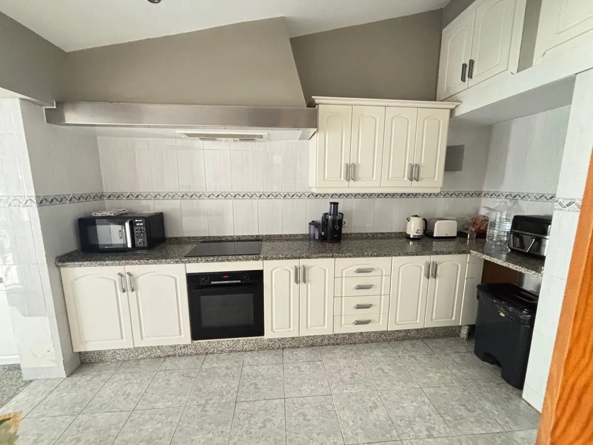 203c7f93-4c65-46dc-87e6-42122c749806