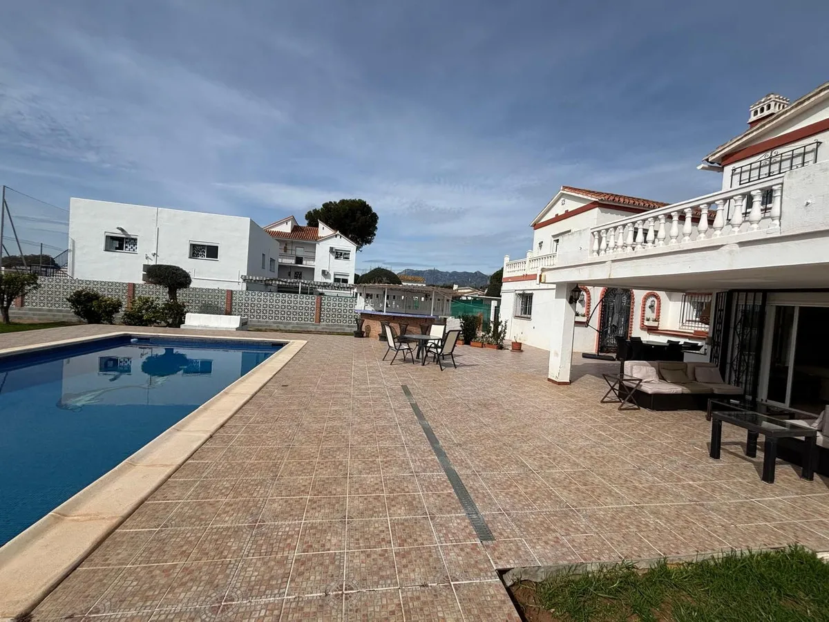 394133e0-bcc9-4a52-9452-40e8b0fa67e3