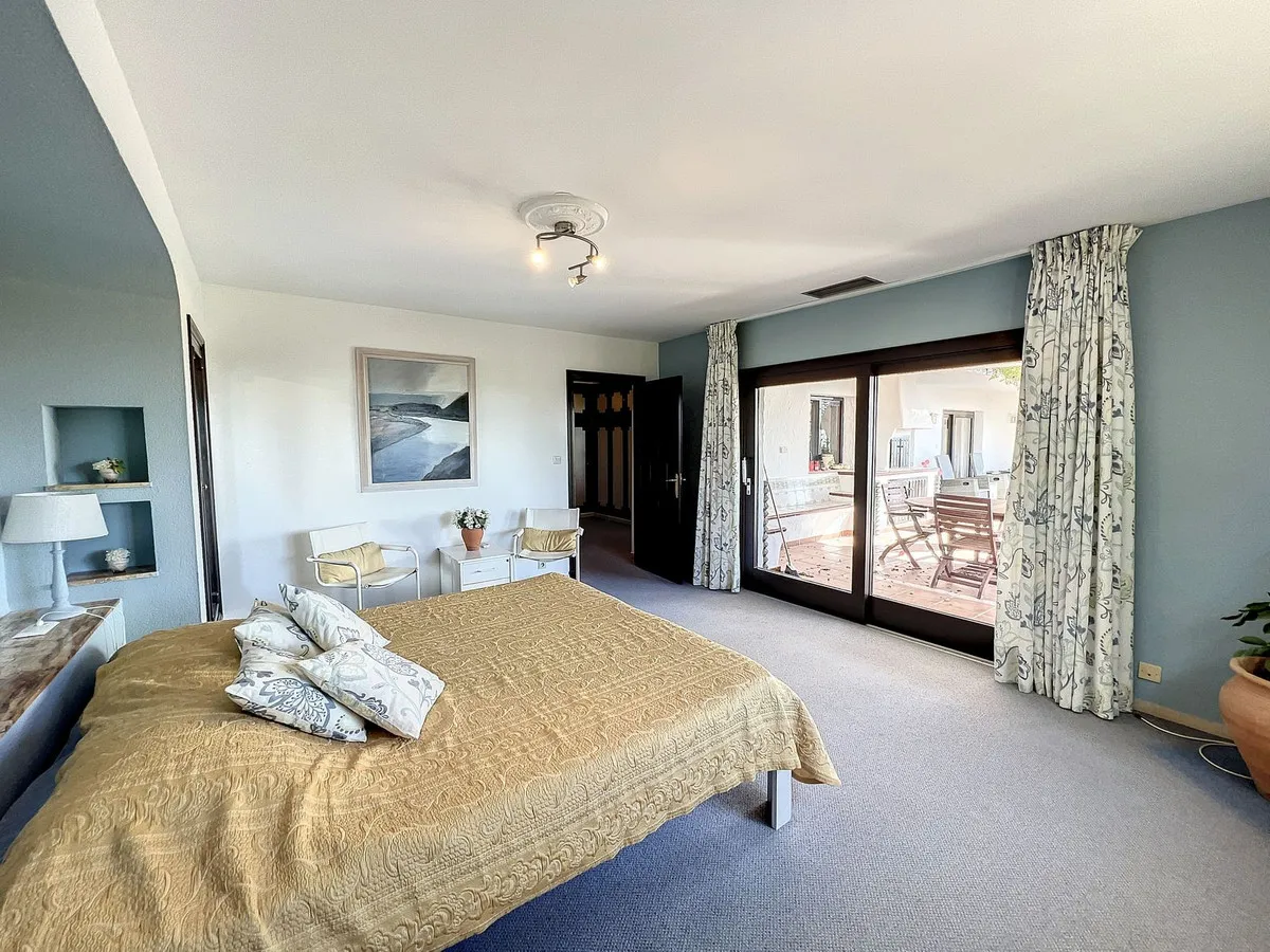 4f5e536f-e5fb-4a84-927f-f96dcbc2dd87