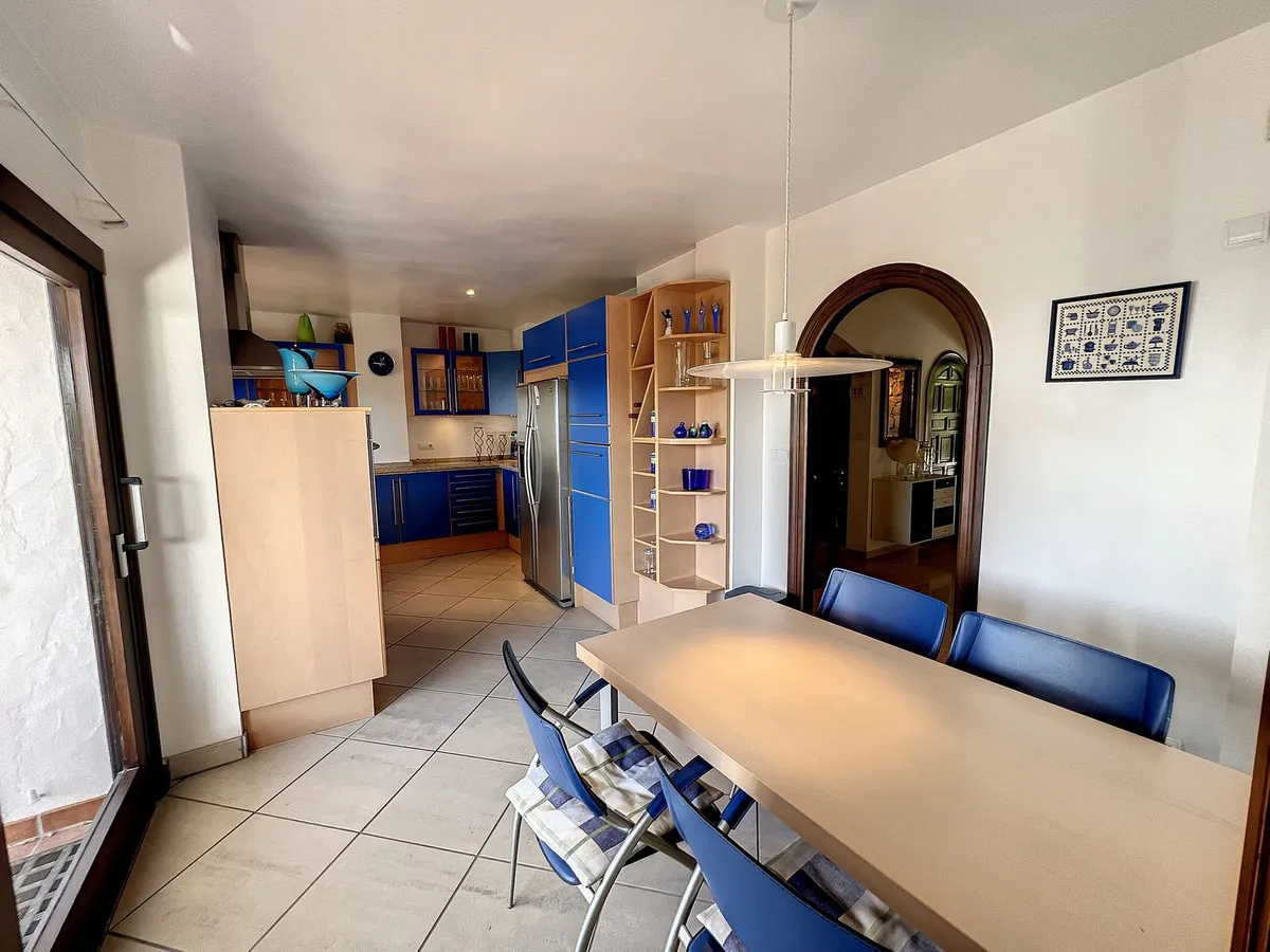 d277f28f-f845-4167-9a0a-9674b8d0c98c