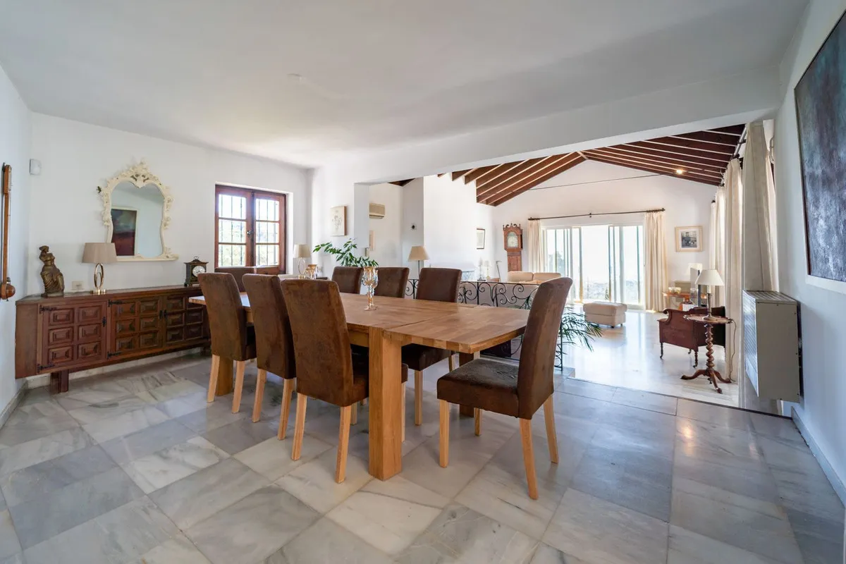 50d8277b-ea98-4391-aa7a-3fe925d80e07