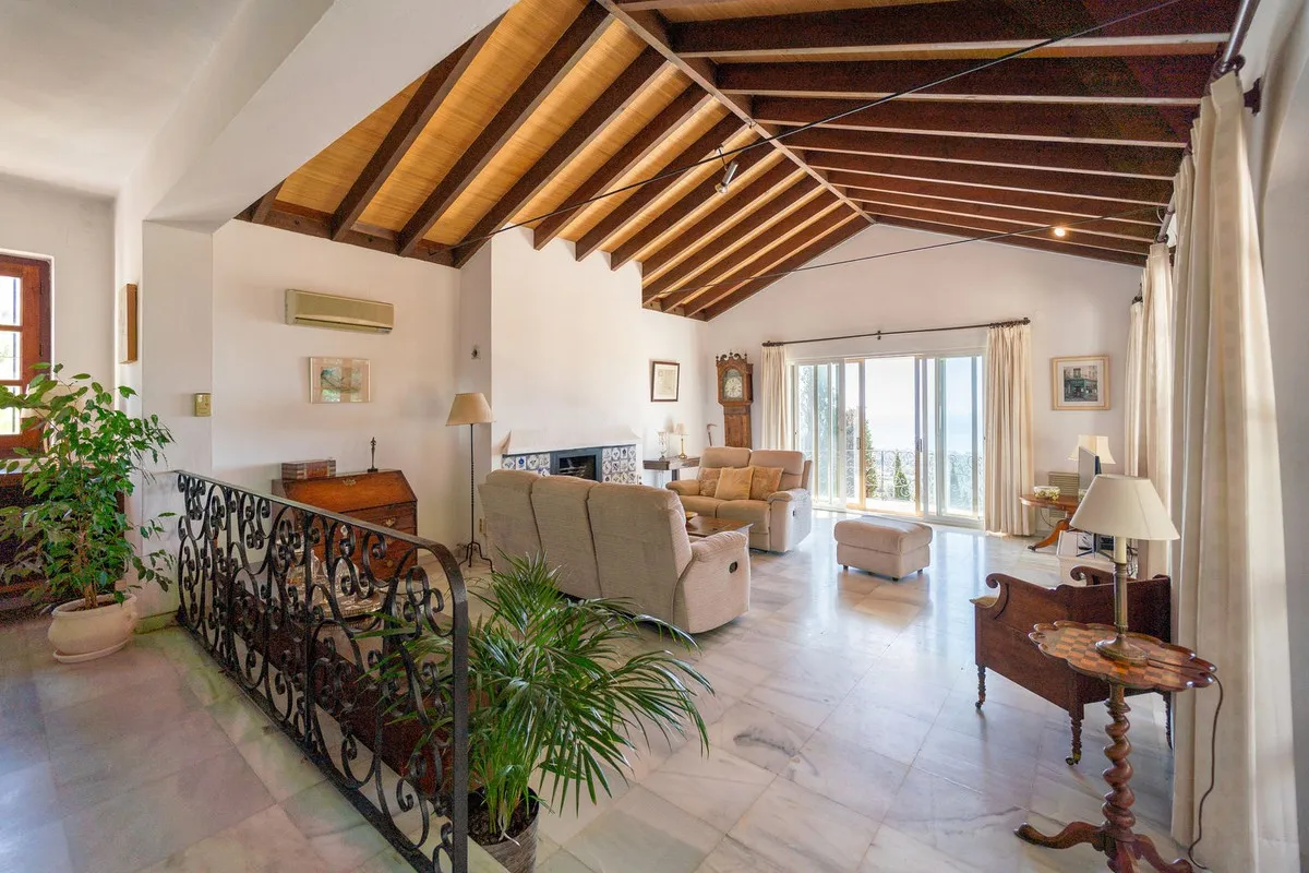 c9657191-c5be-47c7-aae1-154b09302e71