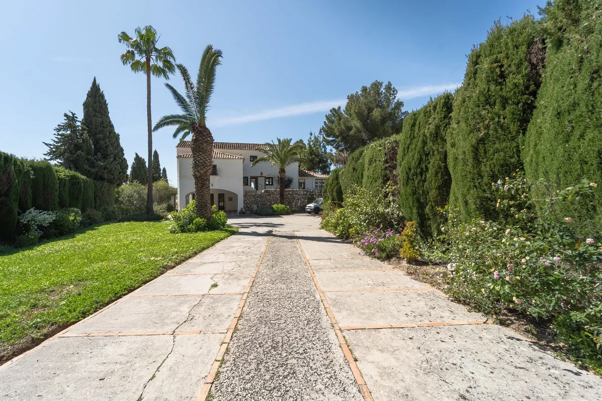 ca637cbb-c518-4a26-9aa3-9bc408a7680b