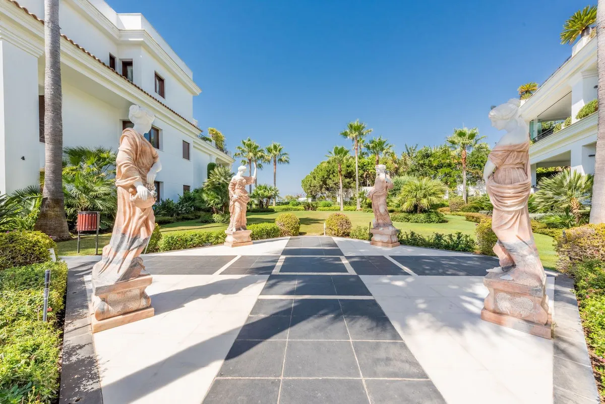 d412f9eb-9abe-473b-aee4-5c893653908b