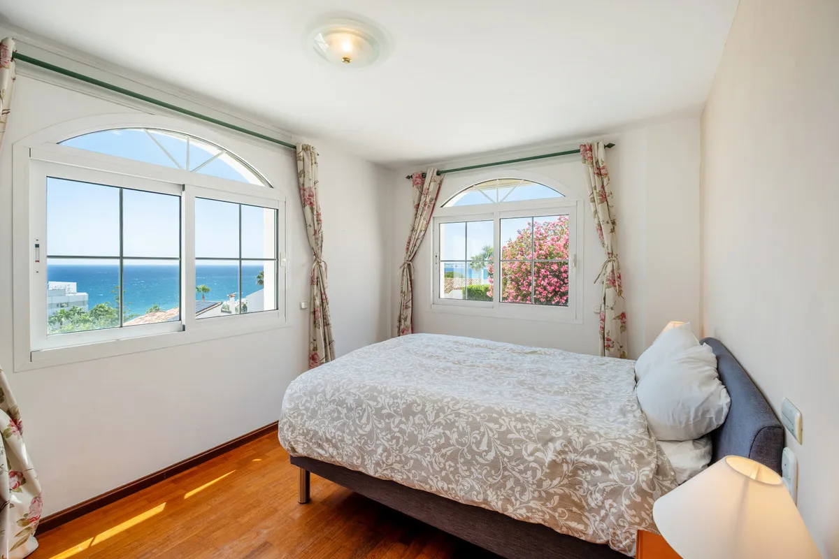 5104ead9-7a90-4b50-b4c6-0ca6e17a17fa