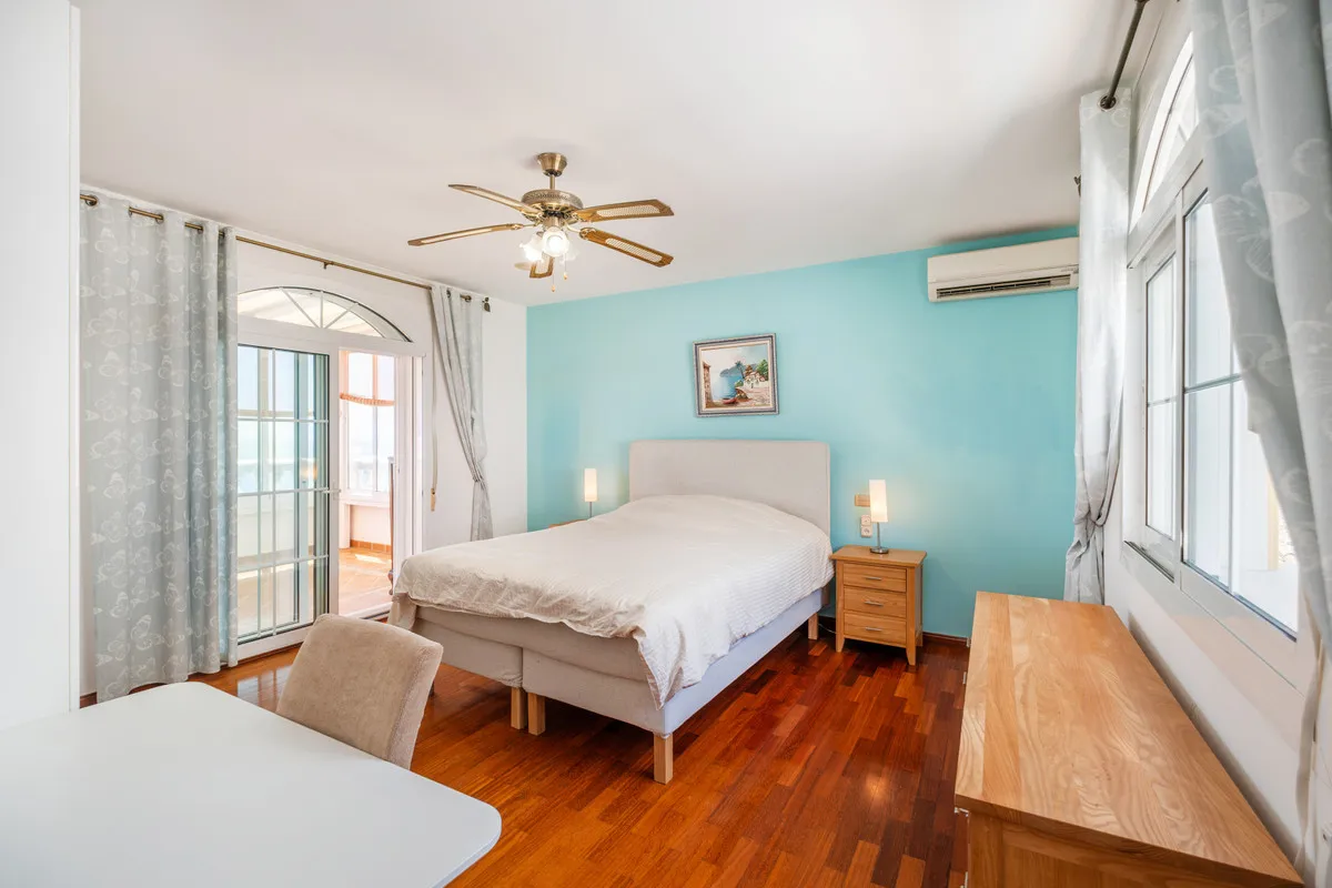 5ad0ae64-bc04-477a-b83f-b188d853c032