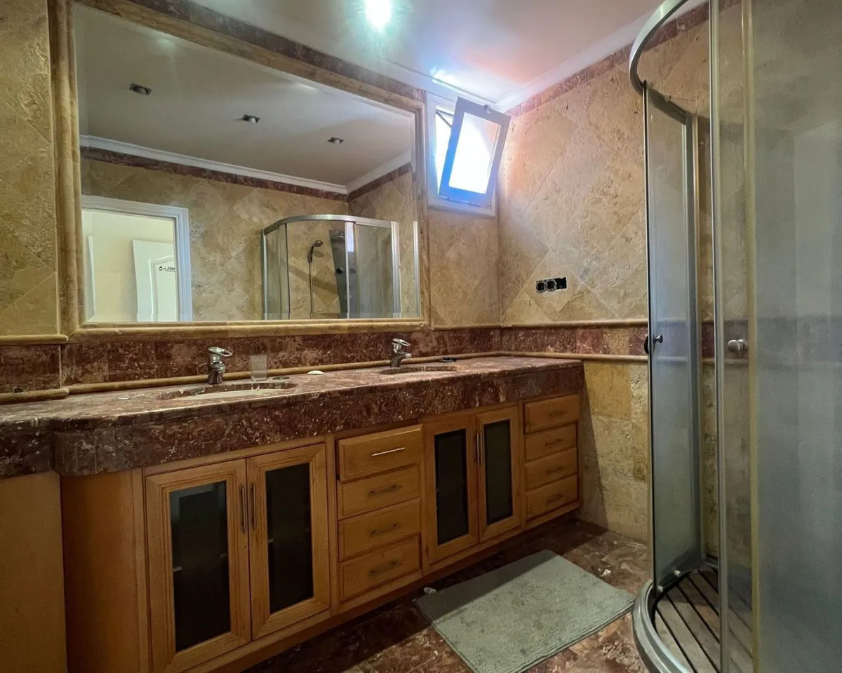 494eb3e6-c219-46b8-8c3d-30773eee7a90