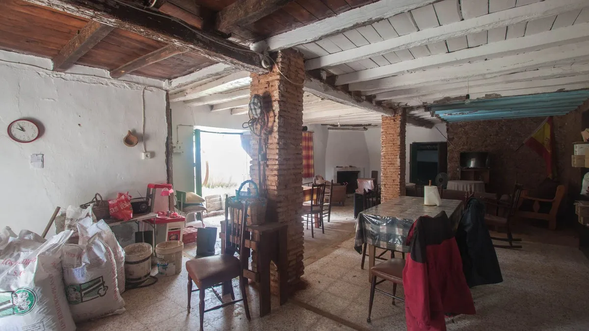 373bf165-bd6c-4d35-bdf2-db49c2523a1e