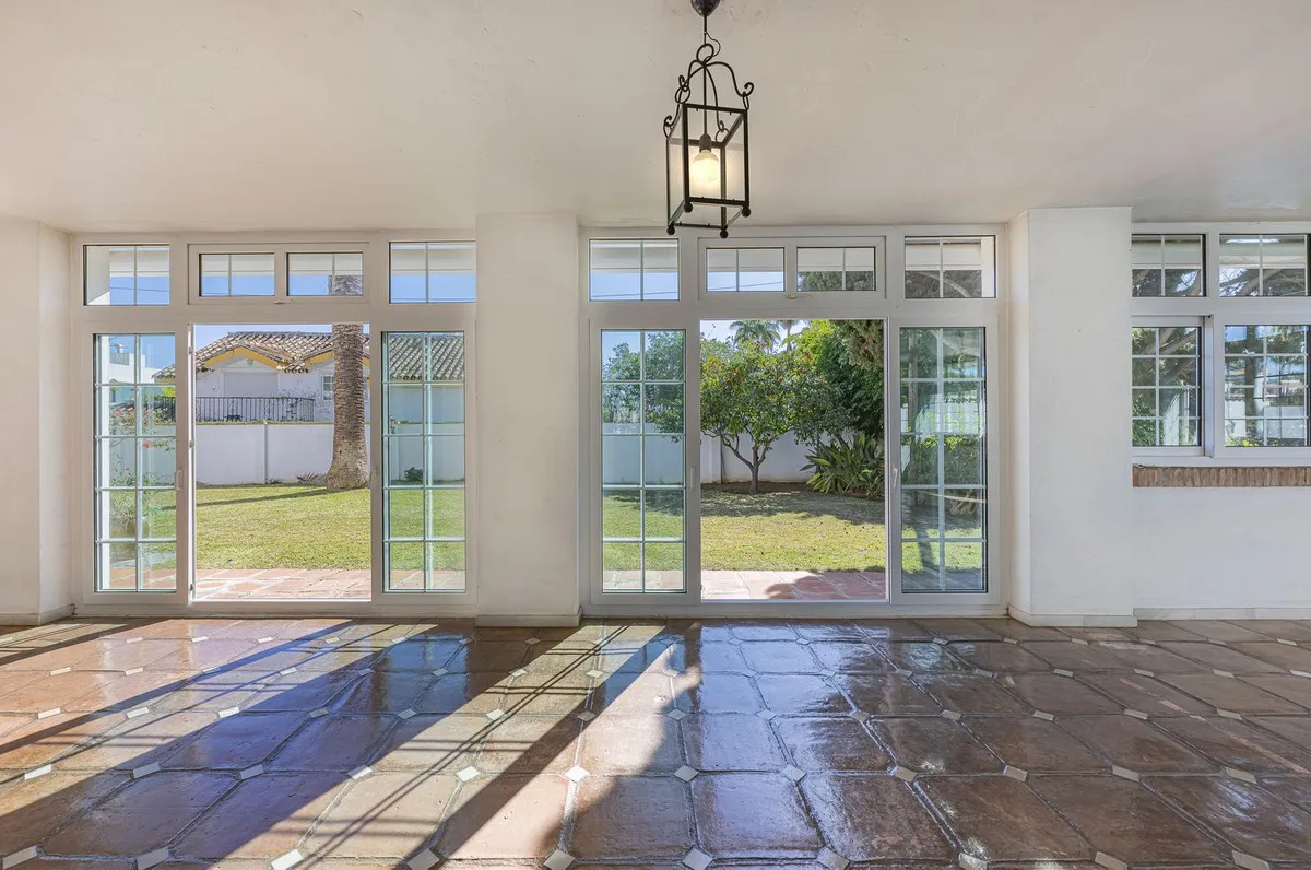 0b7756c9-3a4b-493c-99ec-f90c25915192